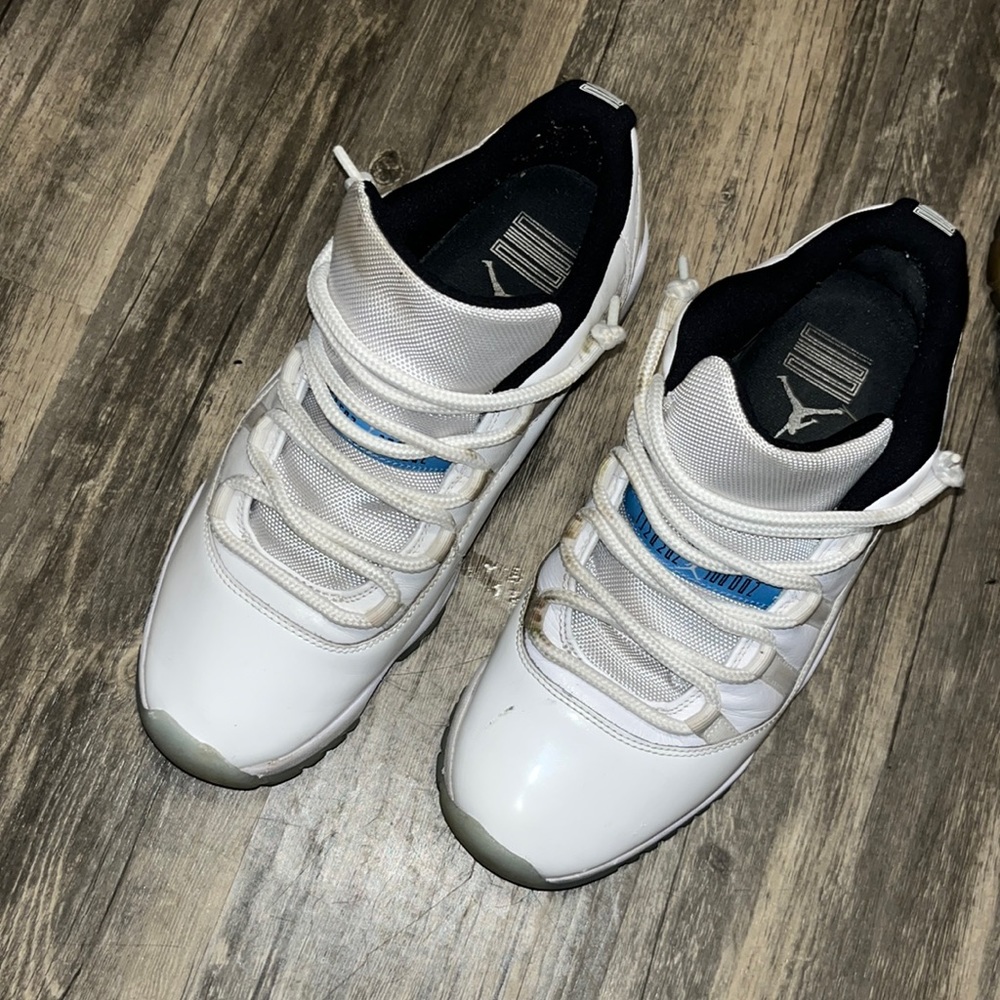 Jordan 11 retro low legend blue